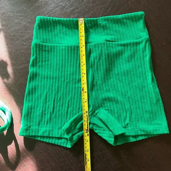 Green Ribbed Two-Piece Set - Picture 2 of 10